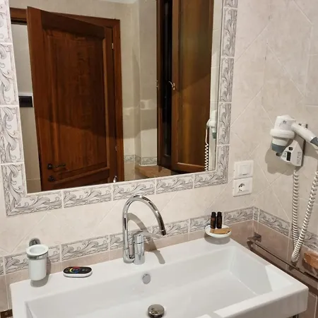 Macchie San Vincenzo - Privata Con Piscina E Giardino Ad Uso Esclusivo O Chiusi
